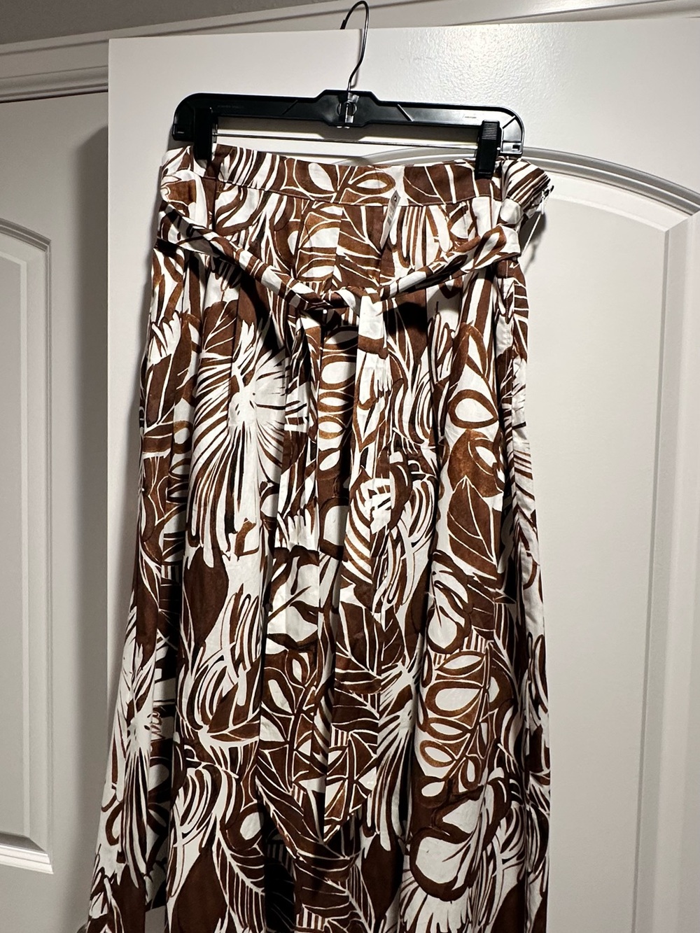 Talbots Brown and White Tropical-Print Maxi Skirt with Tie